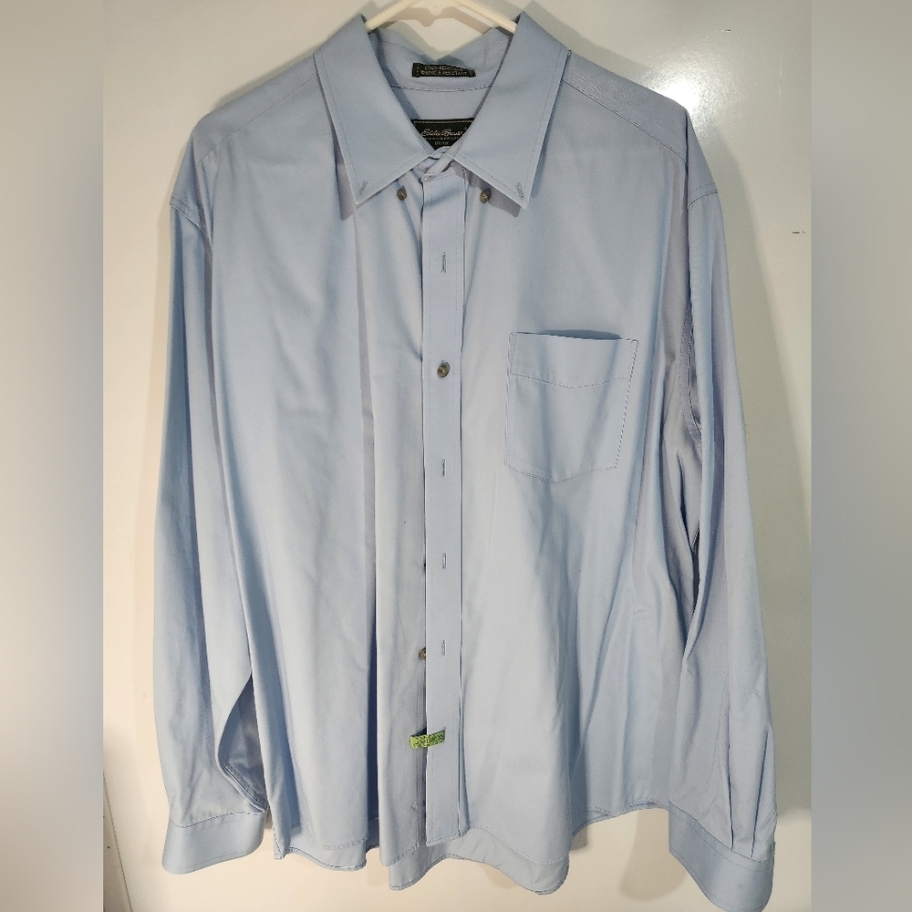 Eddie Bauer Pale Blue Men's Dress Shirt - Long Sleeve. Size XL